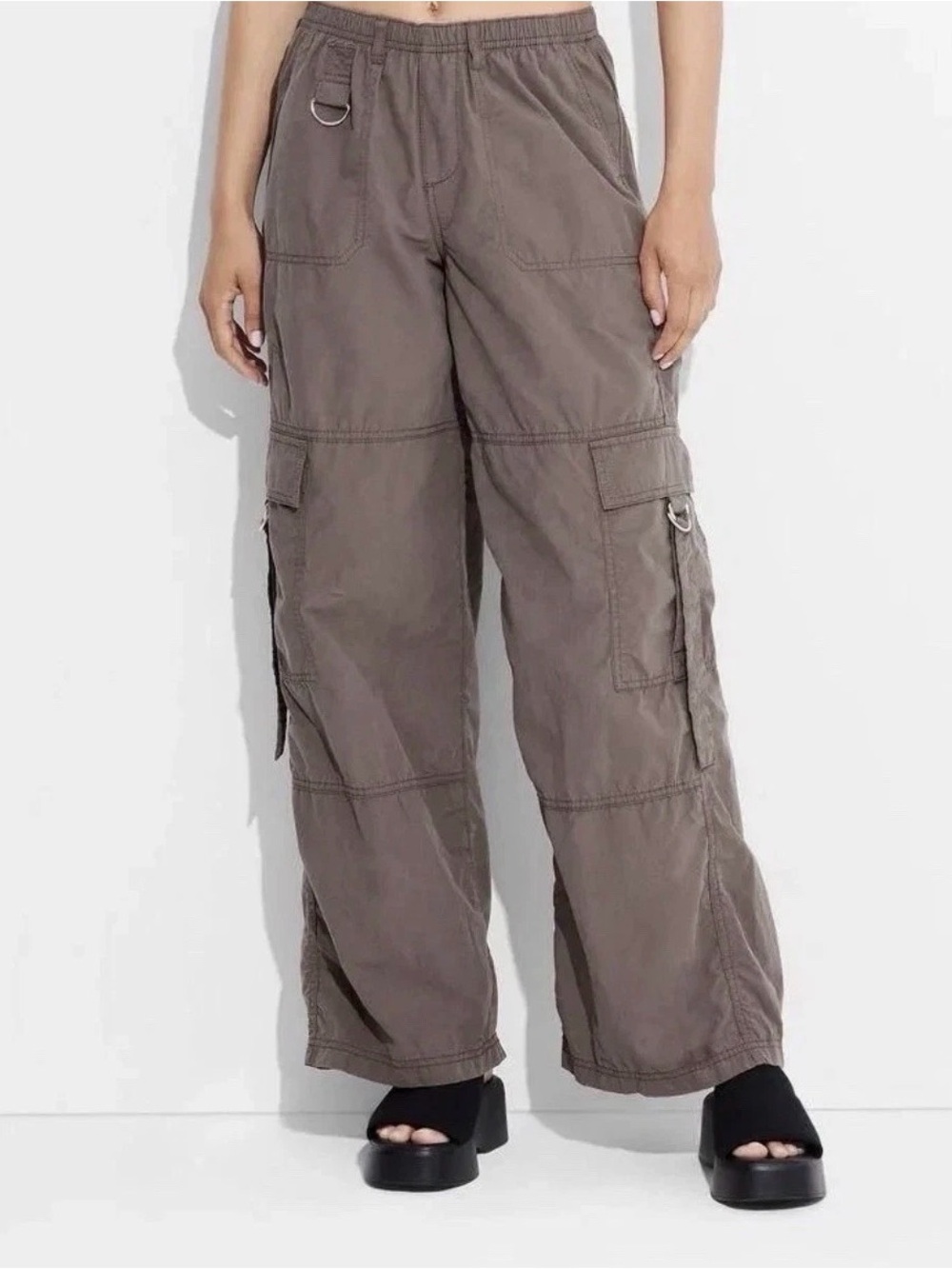 Wide Leg Cargo Pants